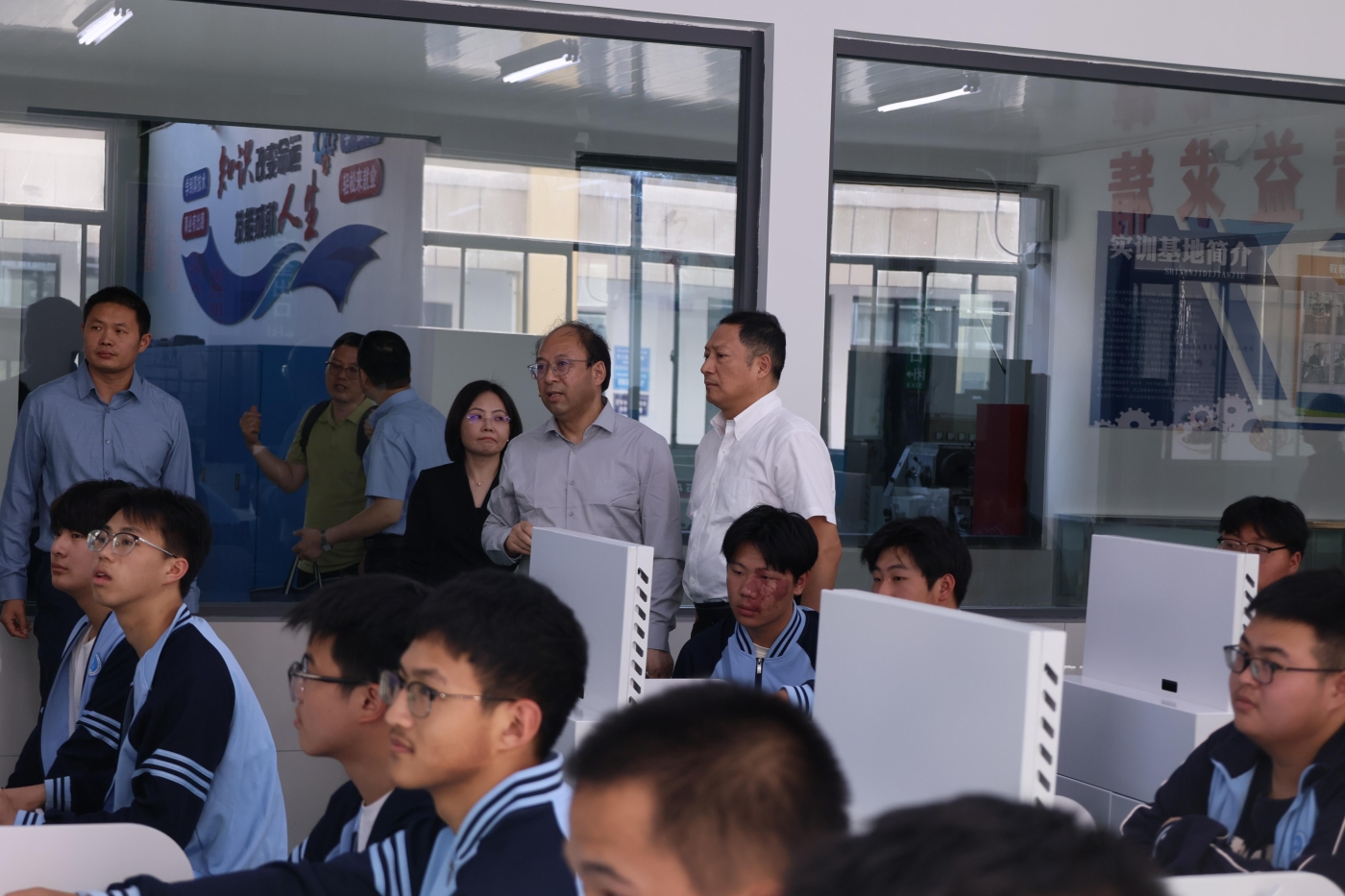 调研灌云中专办学点